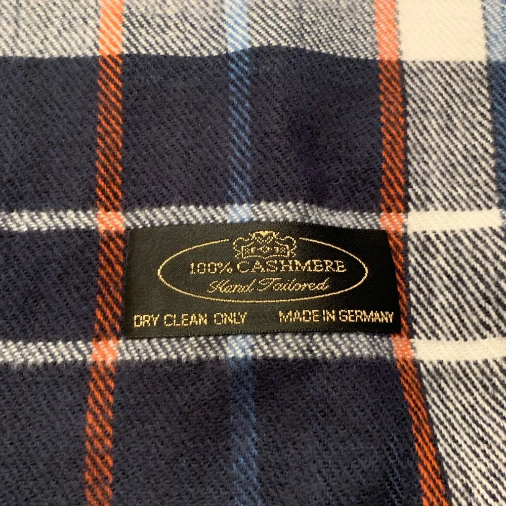 NWOT 100% Cashmere Scarf Hand Tailored Made In Germany - Picture 2 of 9